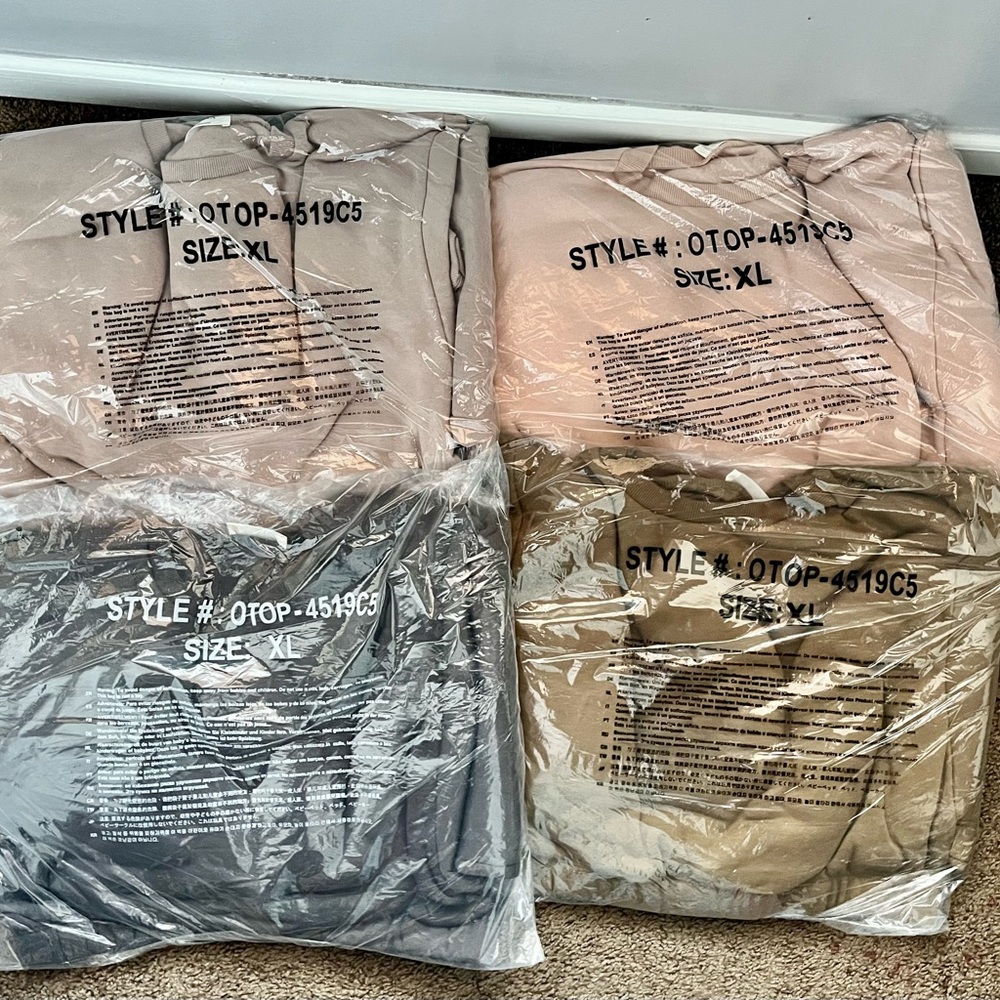 XL Bundle Cropped Sweatsuits